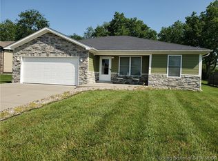 408 Green Valley Dr, Charlestown, IN 47111