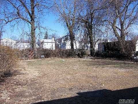 3rd image of 68 Whitehouse Ave