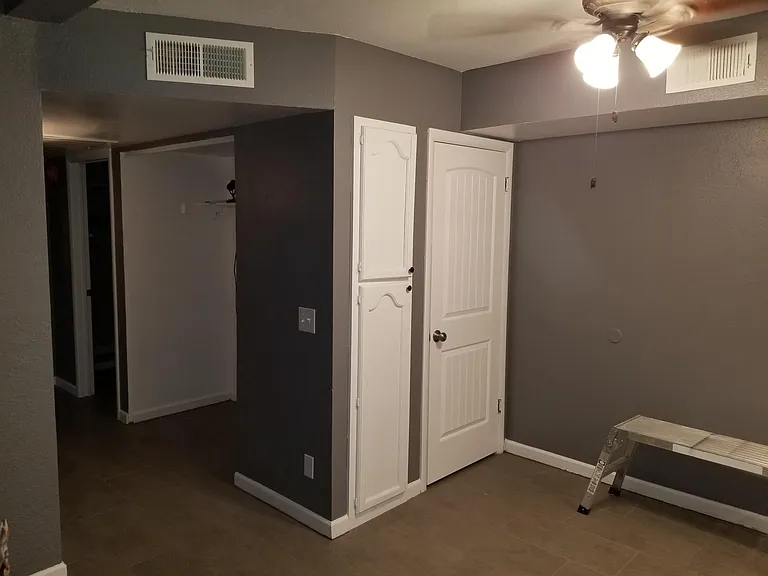 1075 E Chandler Blvd #207 — Photo 11