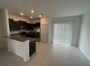 9712 Mulberry Marsh Ln, Sun City Center, FL 33573