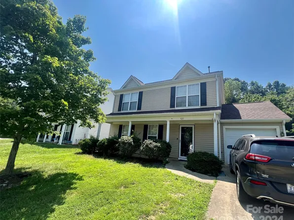521 Stillgreen Ln, Charlotte, NC 28214