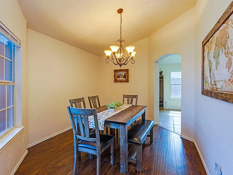 1213 Columbus Ln — Photo 11