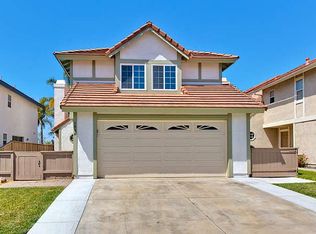 1994 Willow Ridge Dr, Vista, CA 92081