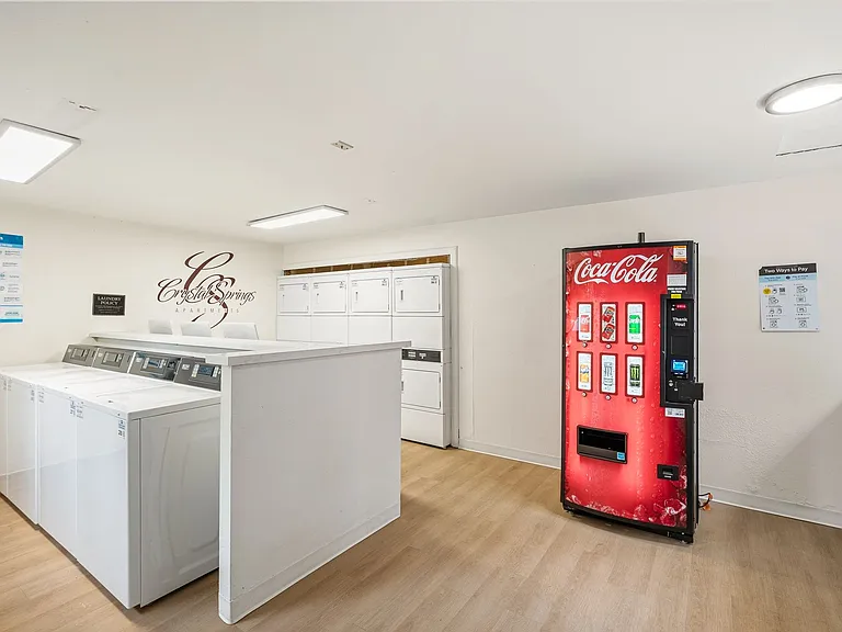 Crystal Springs Apartments — Photo 8
