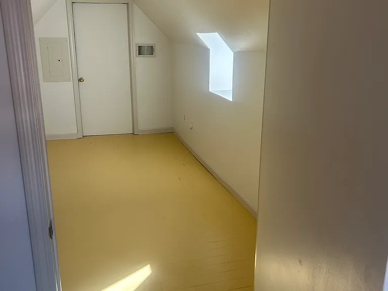 5 Houlton St #3 — Photo 8