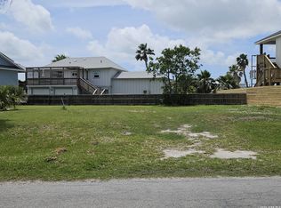 18 Riviera Dr #33, Rockport, TX 78382