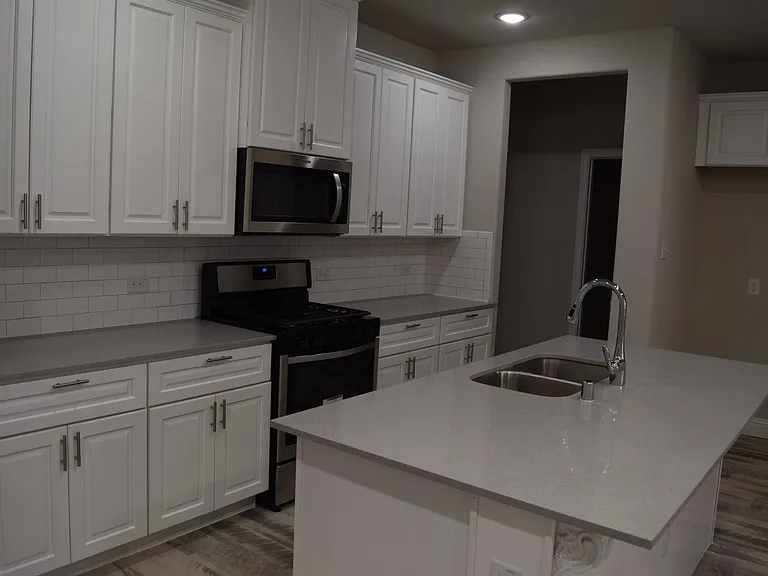 6416 Hermosa Dr — Photo 9