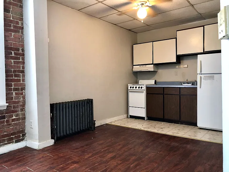 430 Atwood St — Photo 4