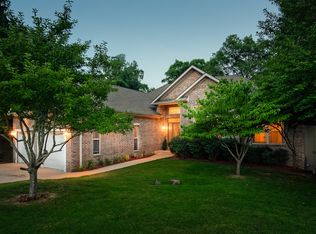 4 N Brent Ln, Bella Vista, AR 72714