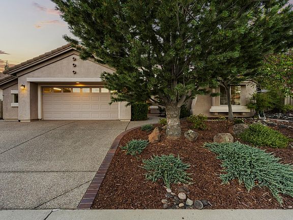 4th image of 2048 Fallen Leaf Ln
