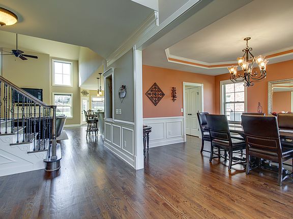 3rd image of 5025 Montelena Dr
