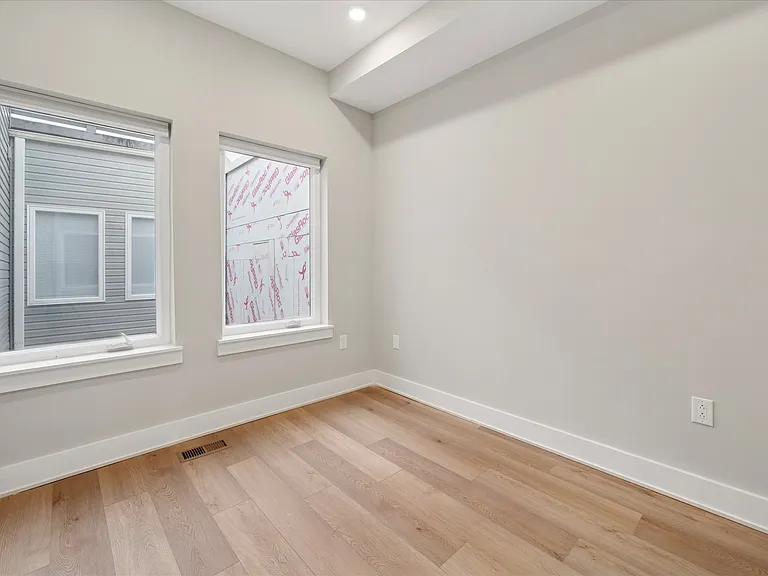1626 Ridge Ave #Z17 — Photo 10