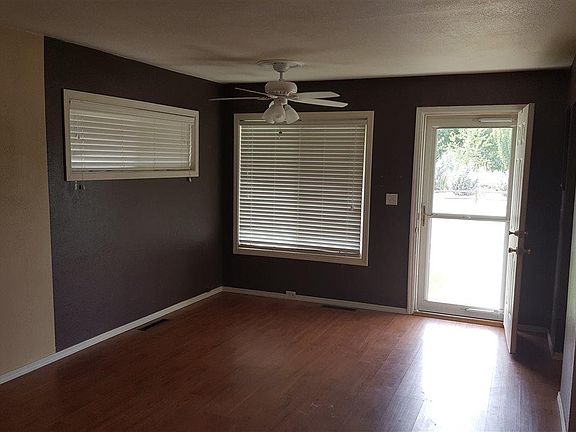 3rd image of 2309 Duportail St