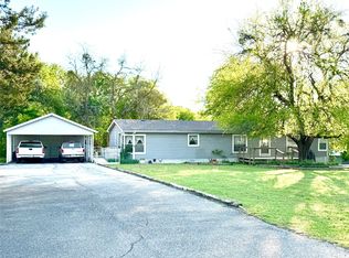 664 Quail Creek Cir, Pottsboro, TX 75076
