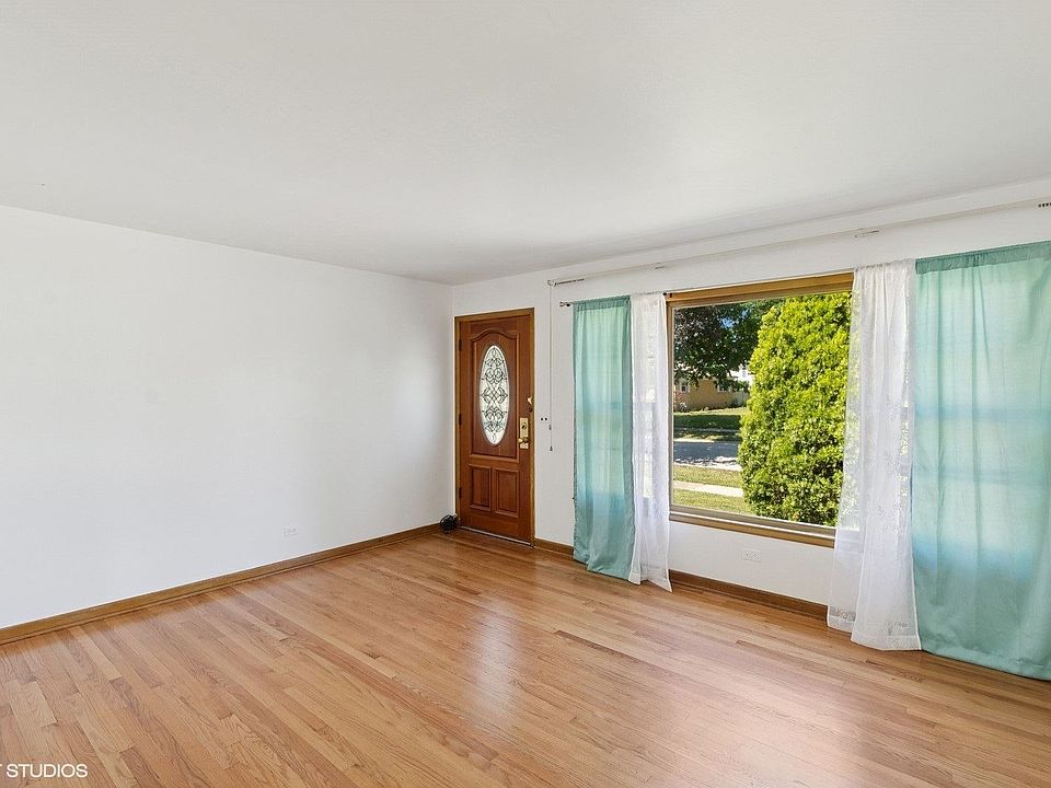2nd image of 901 S Can Dota Ave
