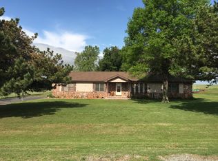 11753 N 2430 Rd, Colony, OK 73021