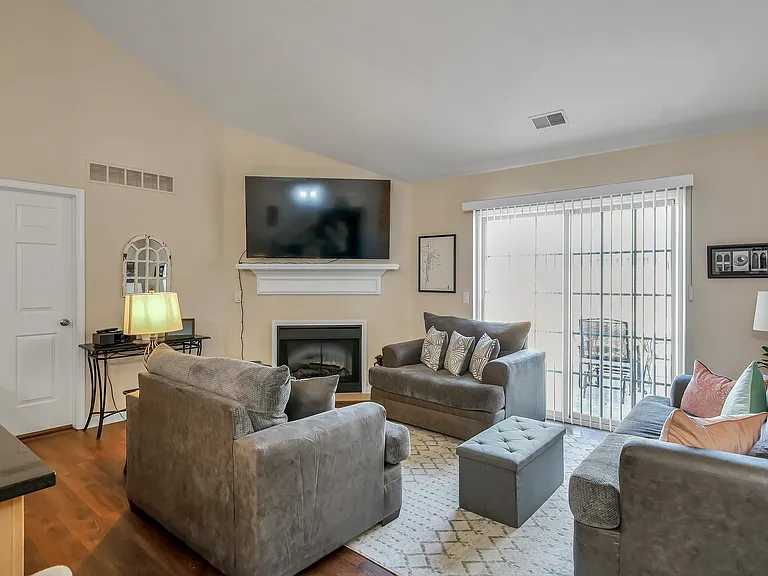Stoney Park Place — Photo 30