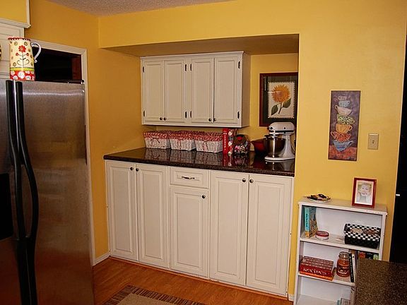"Hidden" washer/dryer