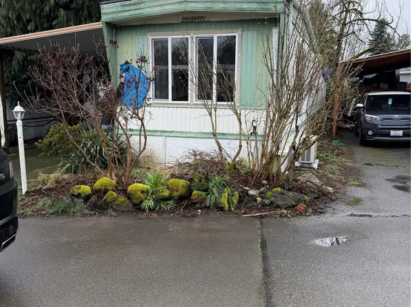 7301 NE 175th #212, Kenmore, WA 98028