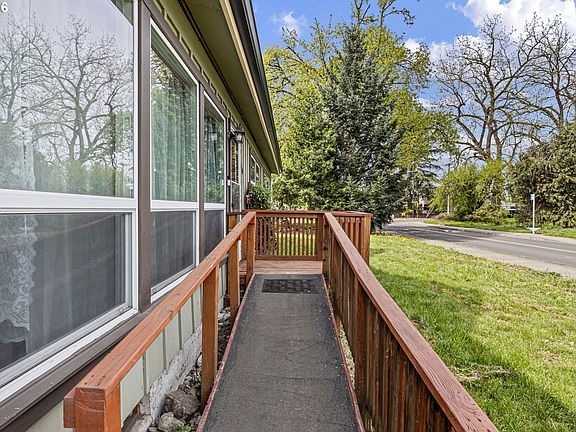 3rd image of 3810 Elmira Rd