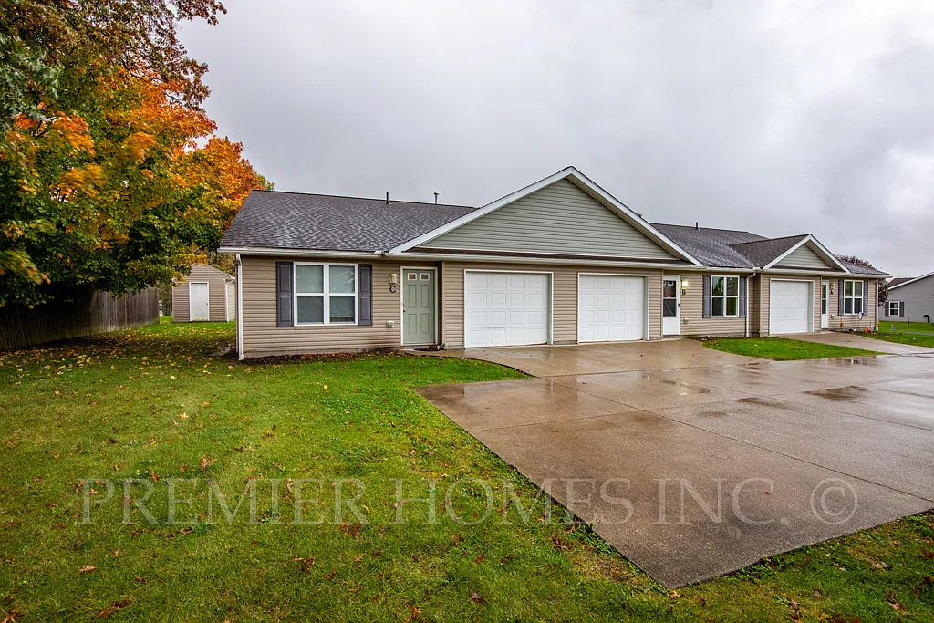 2 bed, $1,395 — Photo 2