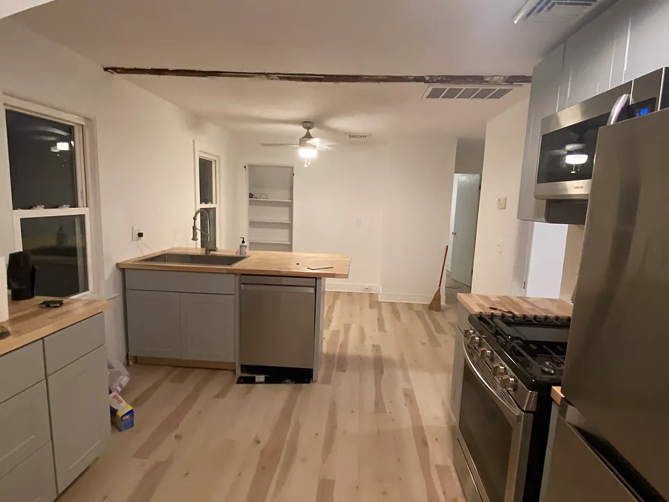8 Summer St #3