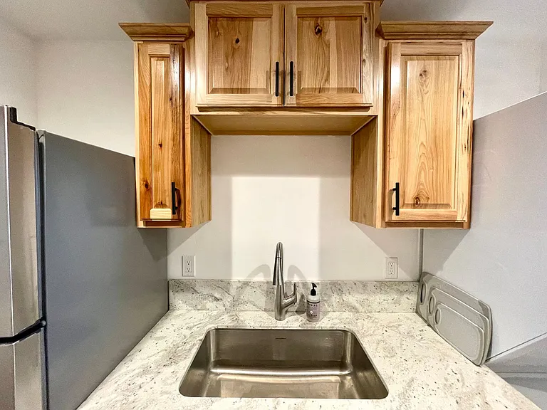 Greenwood Rd 4091 — Photo 10