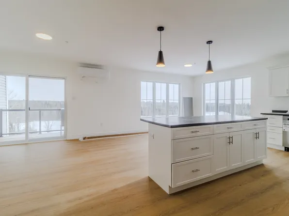 975 Brookside Drive Fredericton, 975 Brookside Dr, Fredericton, NB E3G 8T9