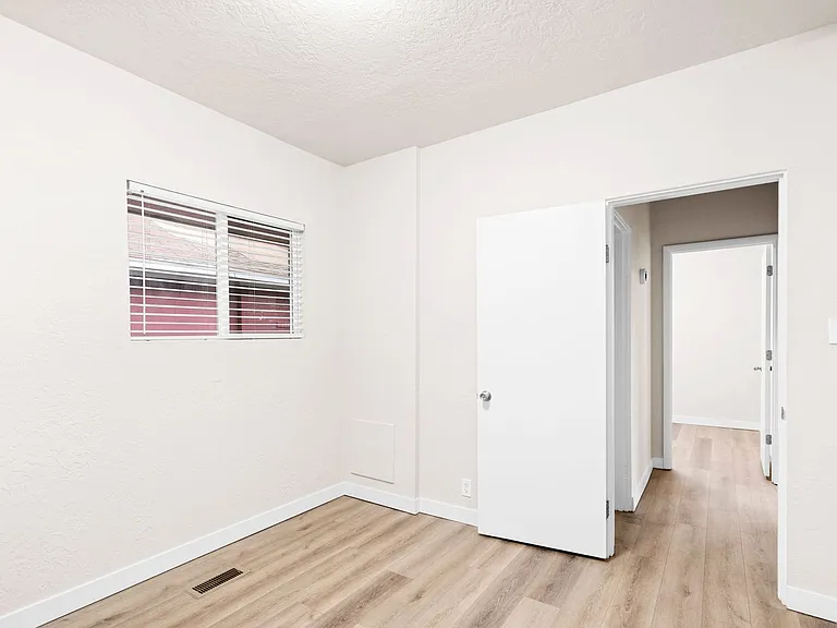 3002 Porter Ave — Photo 40