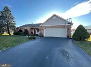524 S Locust St, Lititz, PA 17543