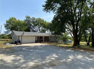 19009 S Beattie Rd, Pleasant Hill, MO 64080