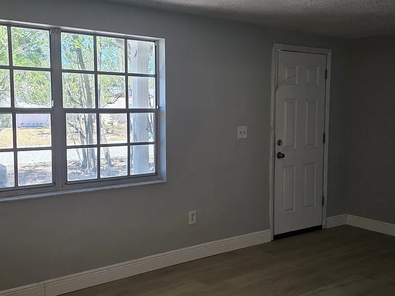 3034 Palamore Dr — Photo 6
