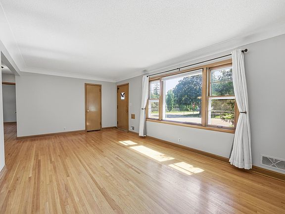 5th image of 6400 14th Ave S