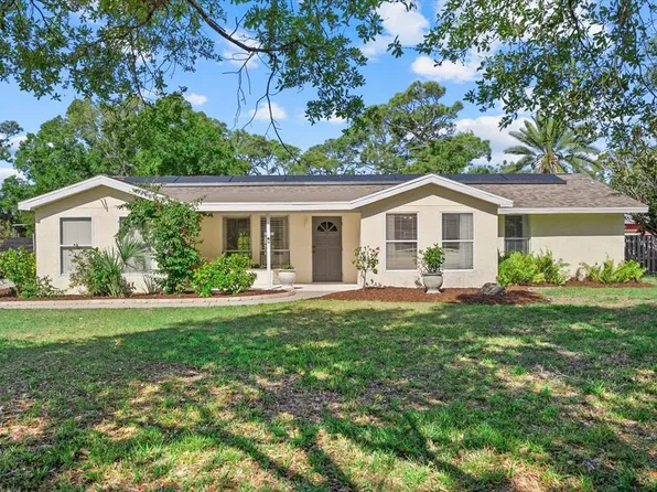 5868 Denison Dr, Venice, FL 34293