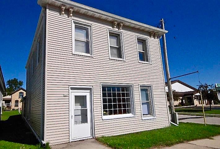 1st image of 546 E Main St