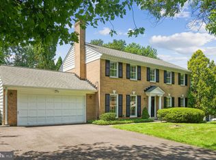 15223 Red Clover Dr, Rockville, MD 20853