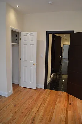 Rented by CoSo Apartments | media 27