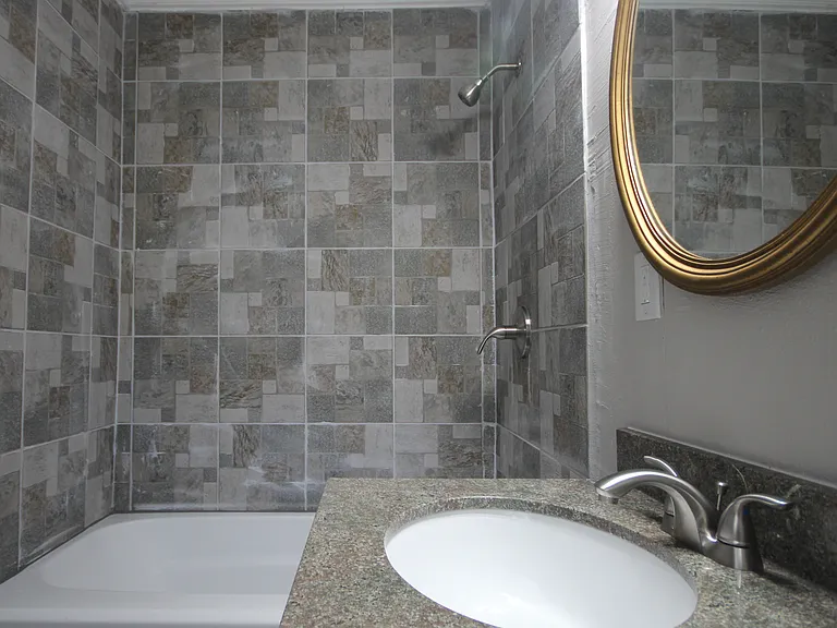815 Gettysburg Trl NE — Photo 18