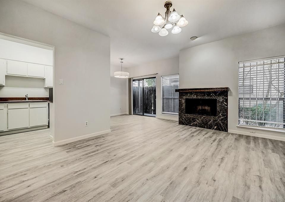 1st image of 1818 Augusta Dr APT 33