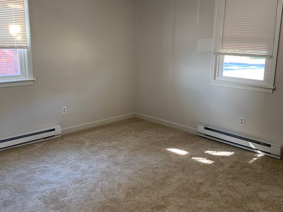 5th image of 4066 Post Rd #5