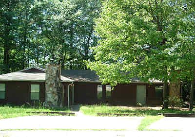 1st image of 1030 Mathews Ct SE #B