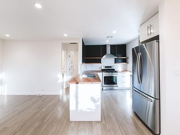 4th image of 608 Maltman Ave