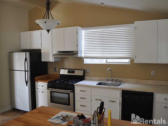 3rd image of 8386 Hudson Dr