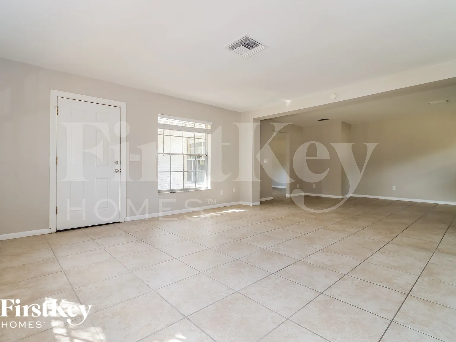 3 bed, 2.0 bath, 1813 sqft, $2,175 — Photo 4