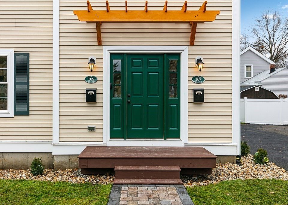 1st image of 109 Jerome St #109