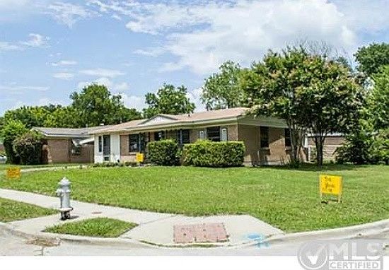1st image of 1024 Bluebonnet Ln