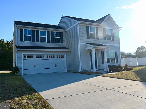 3rd image of 110 Mariners Way