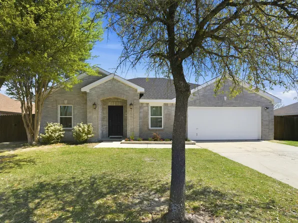 433 Windmill Dr, Lavon, TX 75166