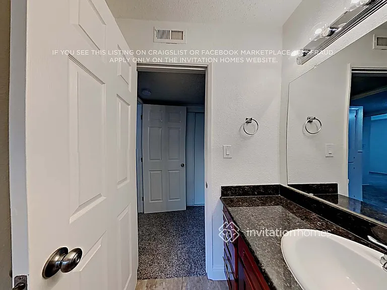 7347 19th St — Photo 15