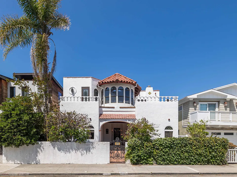 1831 Monterey Blvd
